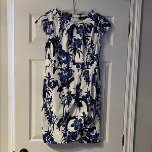 Angeleye Floral Print Midi Dress in Blue and White